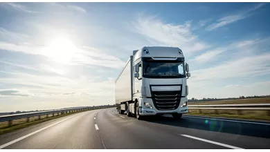 Équipement du transporteur : les indispensables pour sécuriser vos chargements 