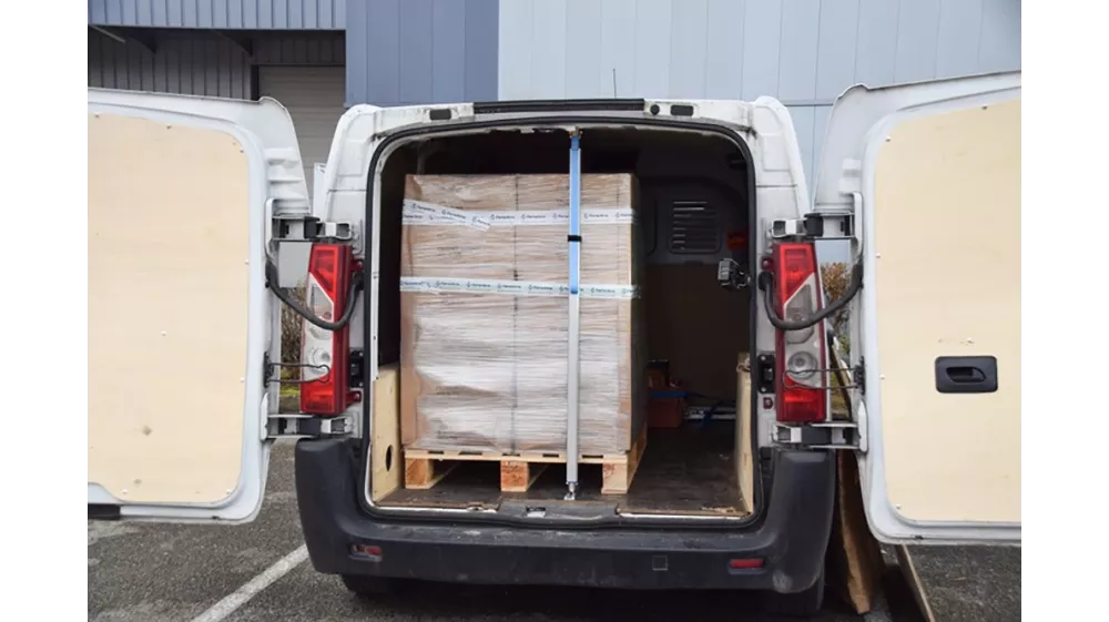 Solutions d'arrimage adaptées aux fourgons et véhicules utilitaires