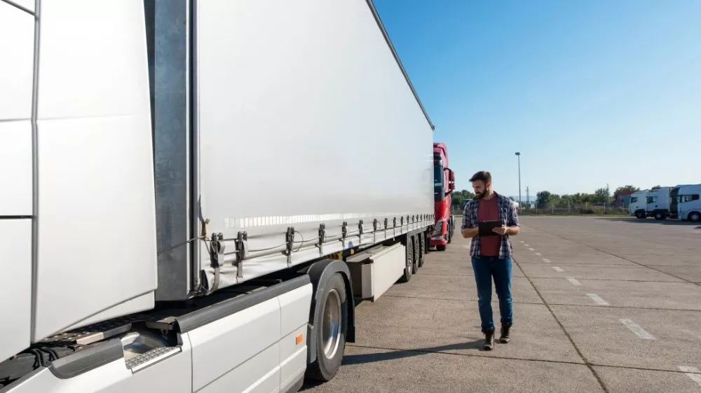 Transport en tautliner, quelles solutions d'arrimage choisir ? 